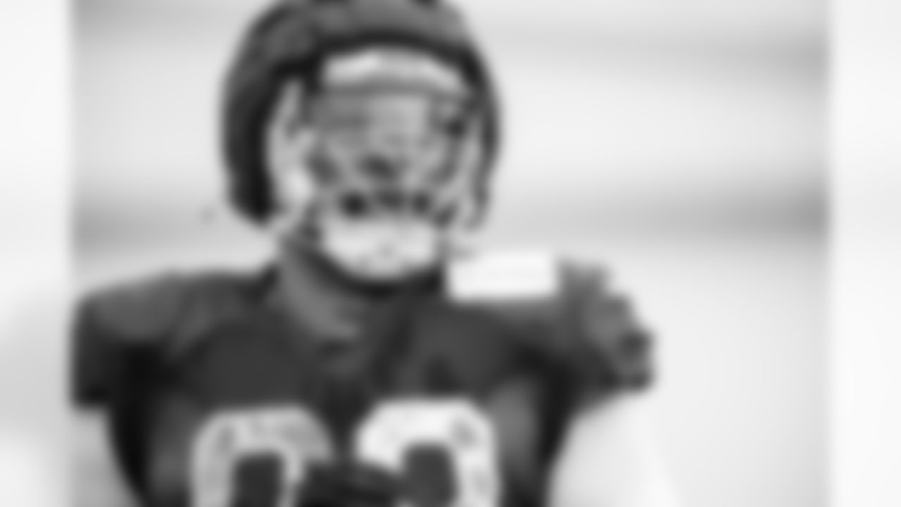 DT DeForest Buckner #99
