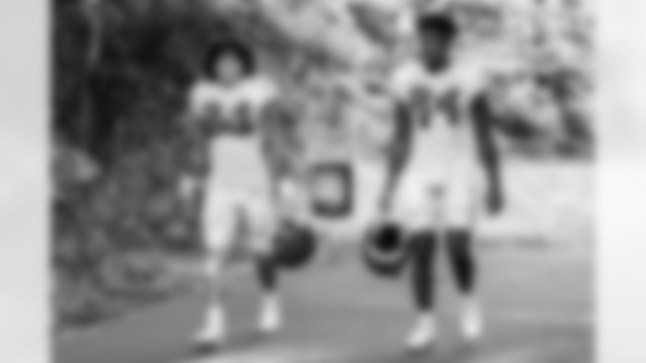 RB Zavier Scott #34 and TE Jordan Murray #84