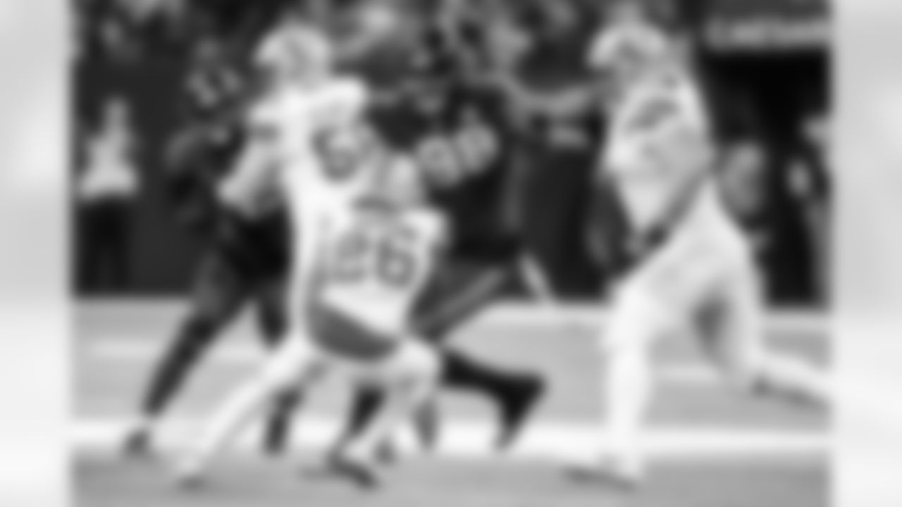 DT Raekwon Davis #98