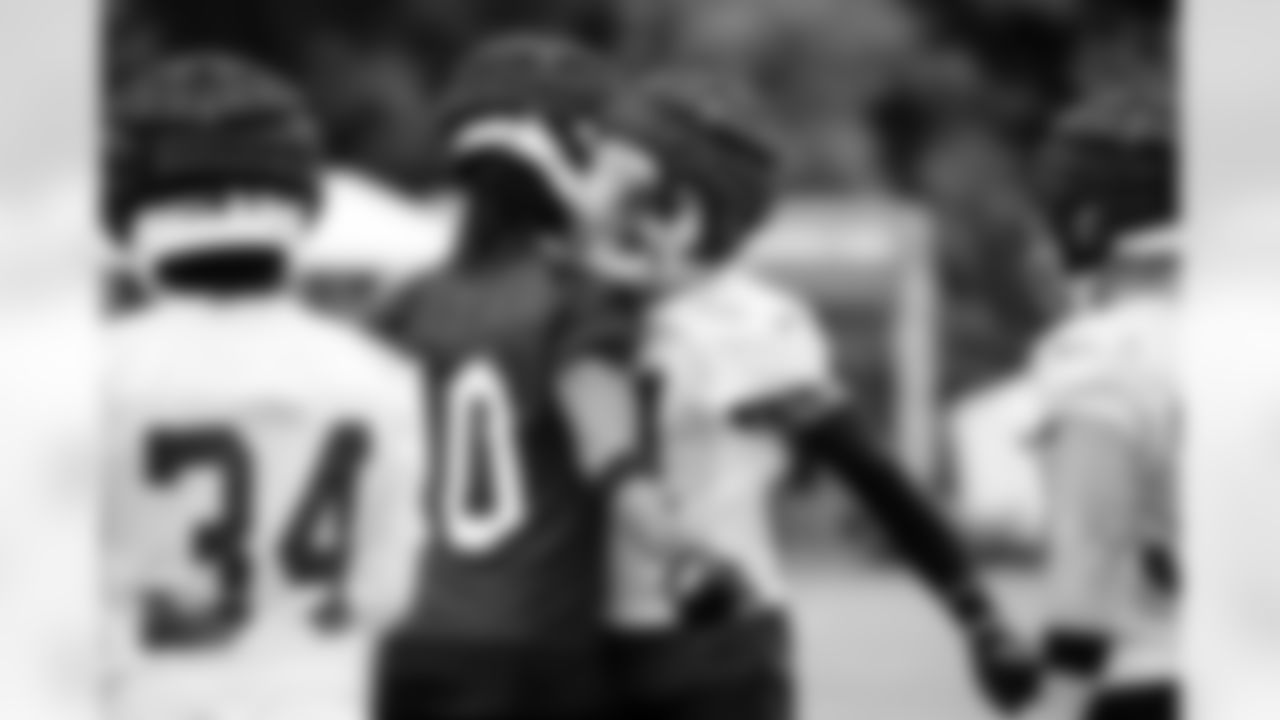 10 WR Adonai Mitchell, 21 CB Dallis Flowers