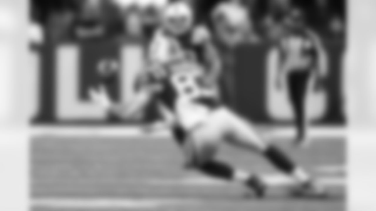 83 TE Kylen Granson