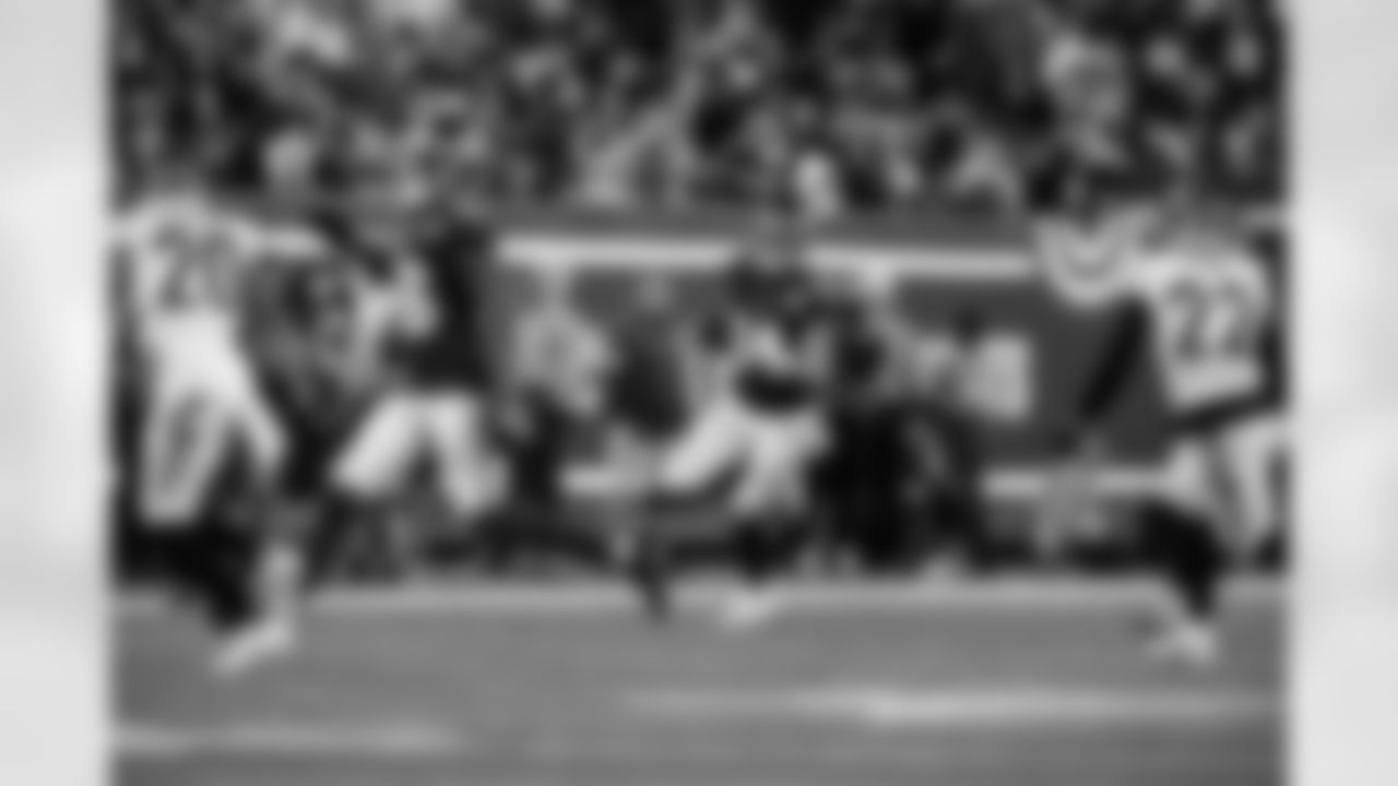 TE Theo Johnson (84)