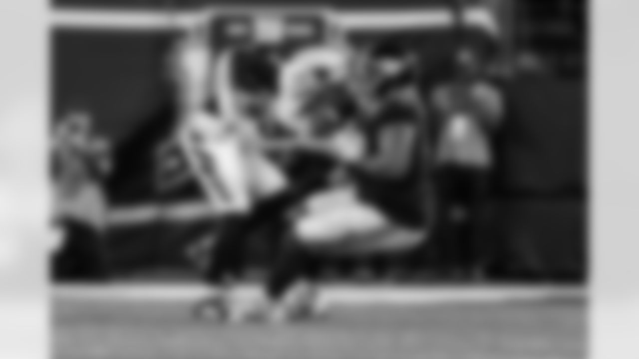 DL Dexter Lawrence II (97)