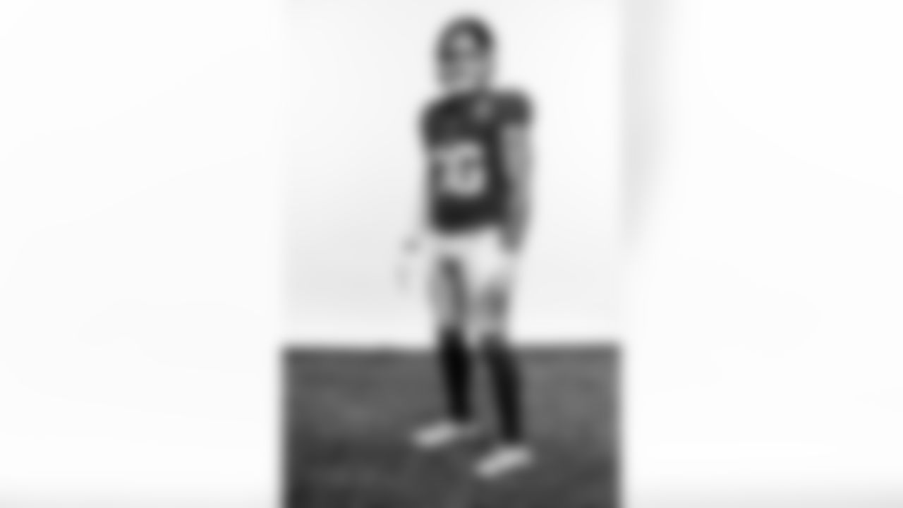 LB Curtis Bolton - Terminated, Vested Veteran, all contracts (September 7)
