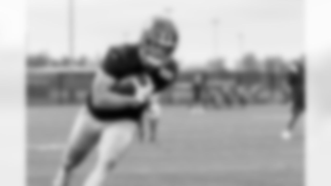 TE Jack Stoll (89)