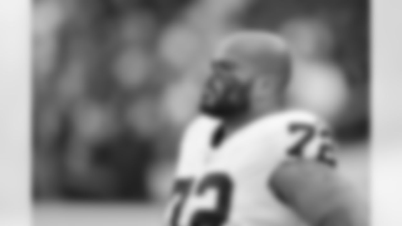 Las Vegas Raiders guard Jermaine Eluemunor (72) warms up before an NFL football game against the Los Angeles Chargers on Sunday, October 1, 2023 in Inglewood, California. (Ben Liebenberg via AP)