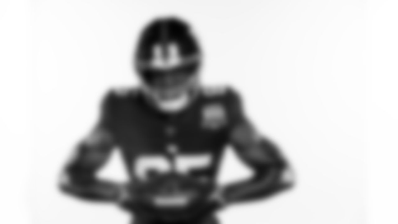 Chris Manhertz (85)