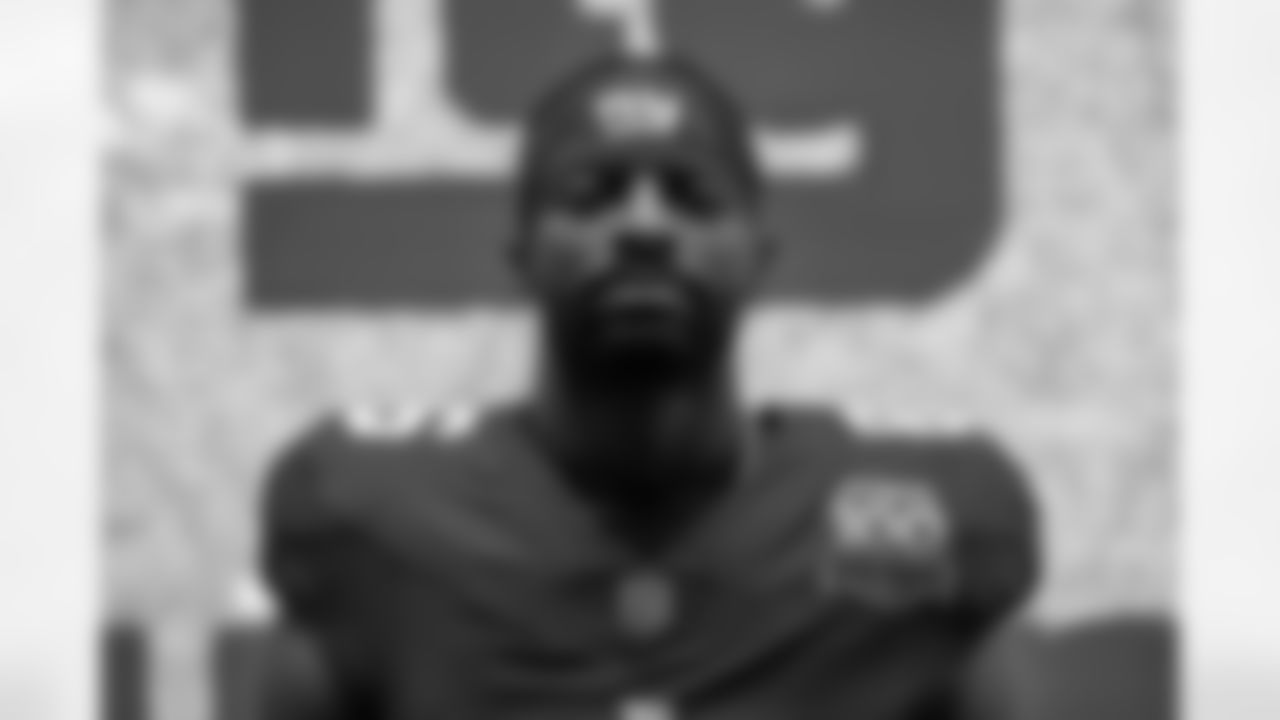 WR Darius Slayton (86)
