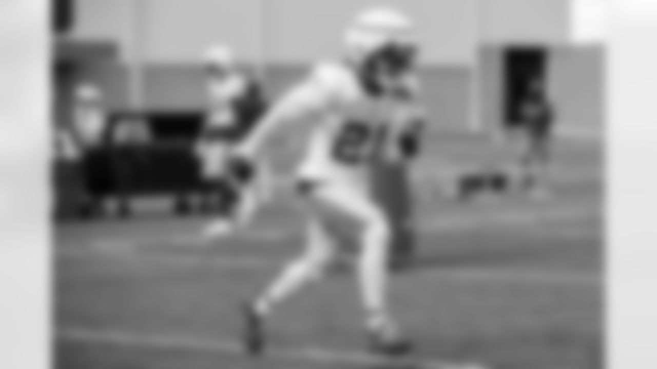 CB Adoree' Jackson (21)