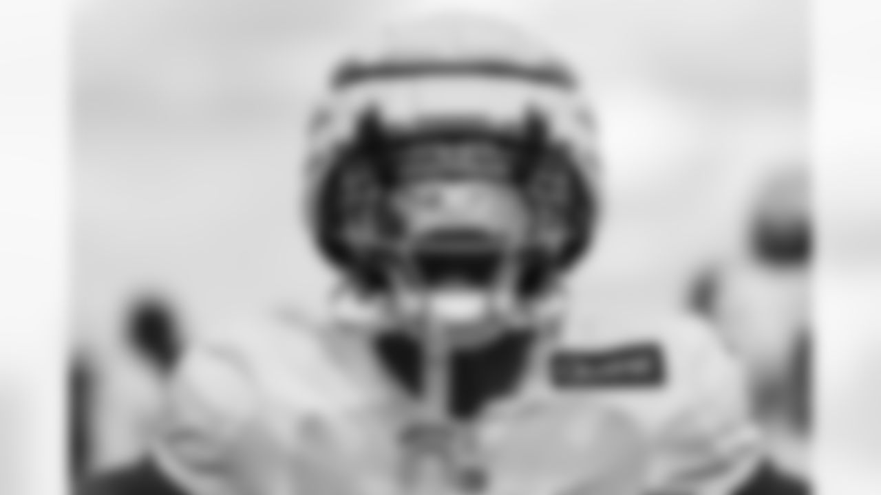 S/ILB Isaiah Simmons (19)