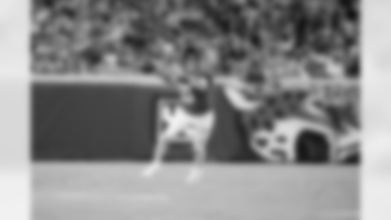 Jacksonville Jaguars vs. Kansas City Chiefs
QB Mac Jones (10)