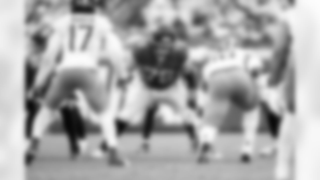 Jacksonville Jaguars vs. Tennessee Titans
OL Ezra Cleveland (76)