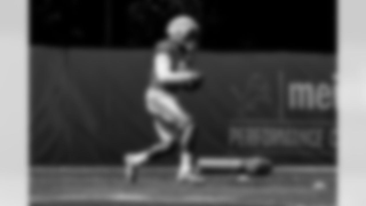 Detroit lions wide receiver Allen Robinson (8) during practice at the Meijer Performance Center in Allen Park, MI on September 3, 2024. (Jeff Nguyen/Detroit Lions)