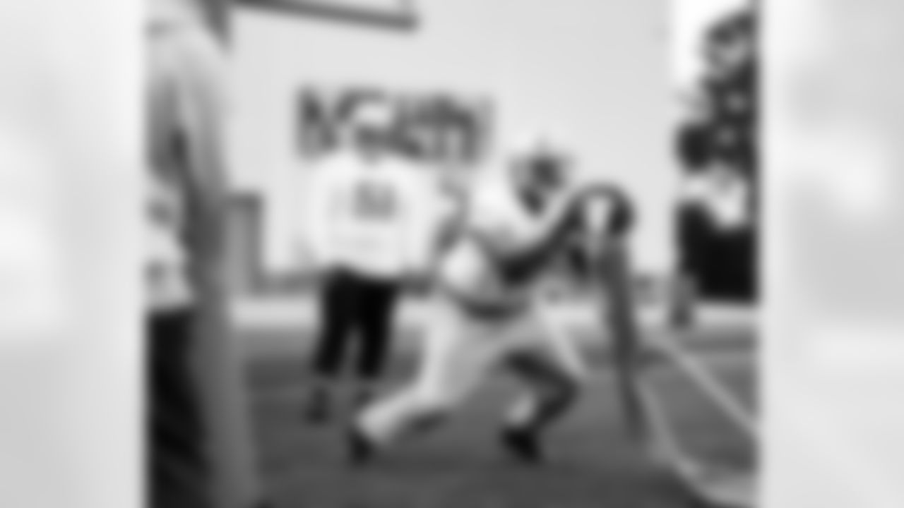 Detroit Lions defensive lineman Marcus Davenport (92) during OTAs at the Meijer Performance Center on May 29, 2025 in Allen Park, Mich. (Jeff Nguyen/Detroit Lions)