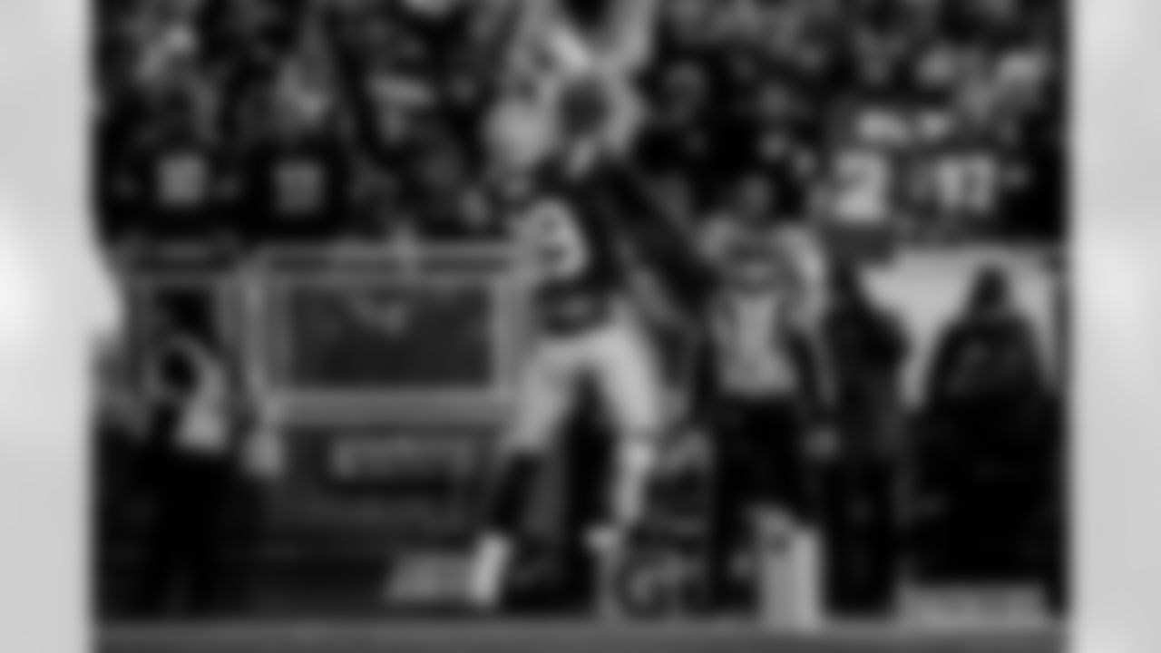89 - TE Ben Sims