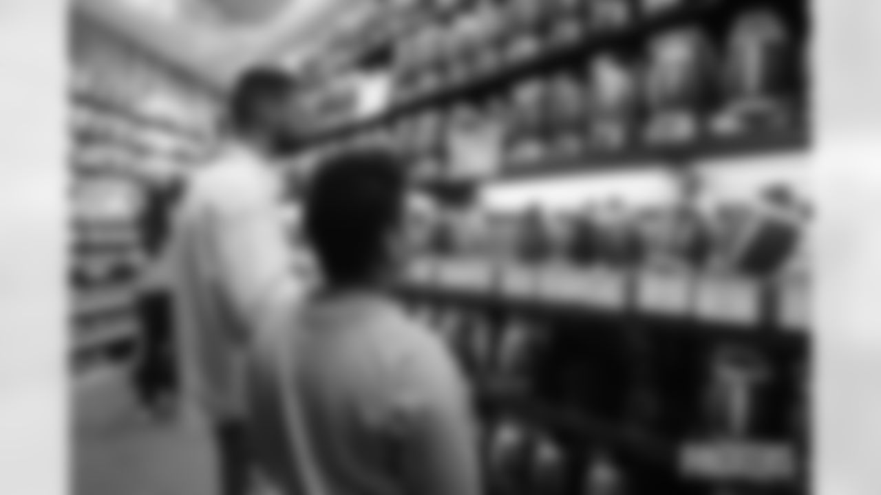 241112-scheels-shopping-C-AMP-005