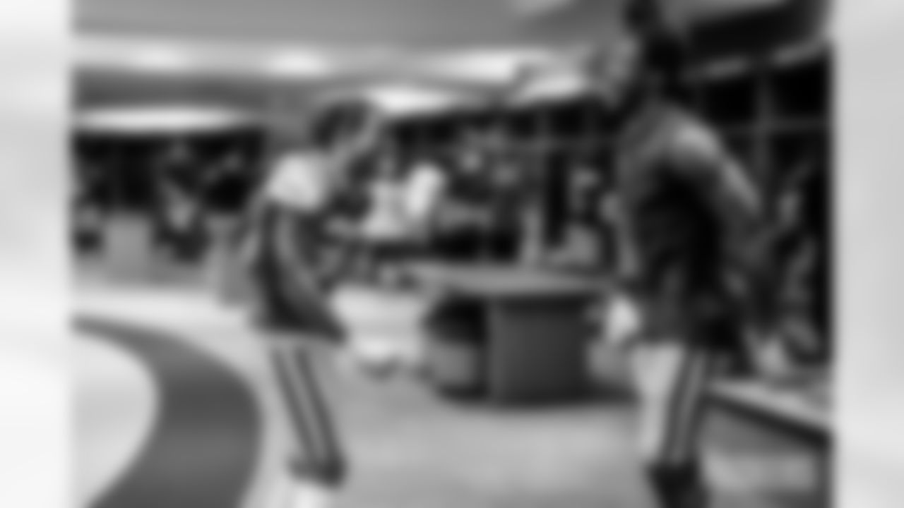 packers-colts-locker-room-A-ES-001