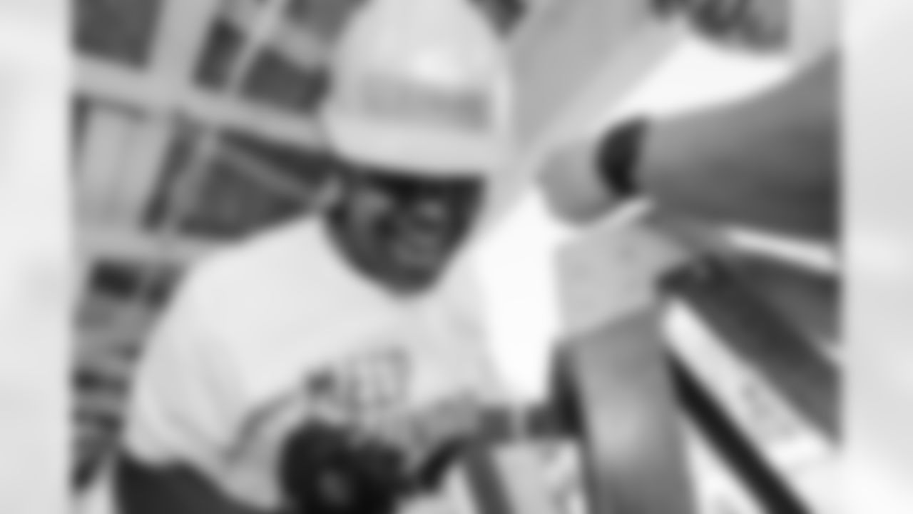 050225_KeepPoundingDay_HabitatForHumanity_AH_Originals-5874