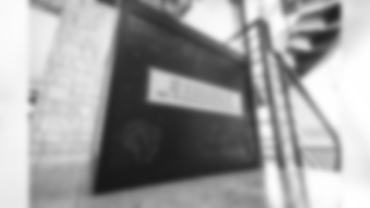 E_TOW35152