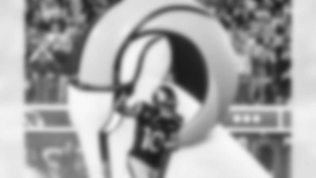The Los Angeles Rams take on the Arizona Cardinals in week 17 of the 2024 NFL regular season.