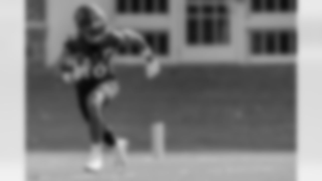 WR Tylan Wallace