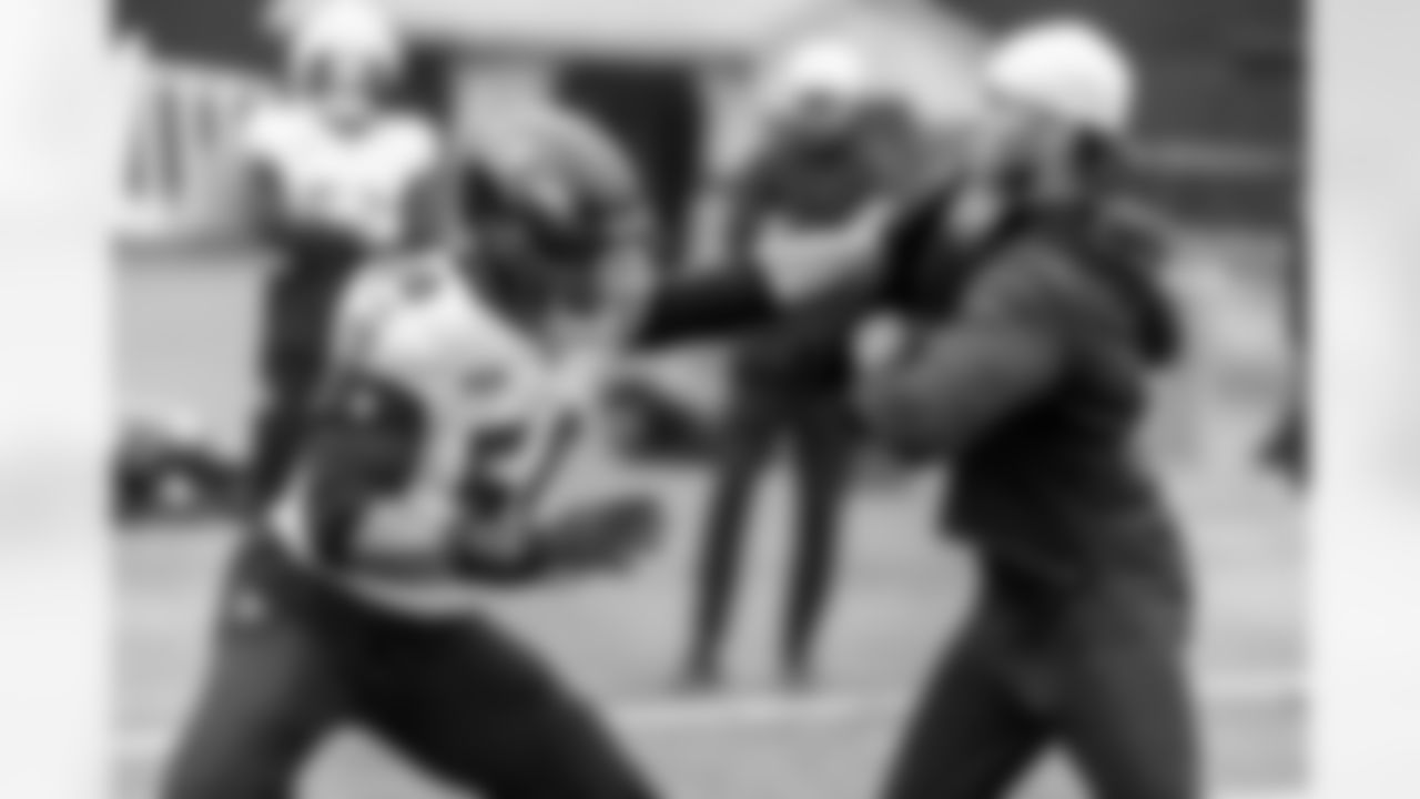 OLB Adisa Isaac