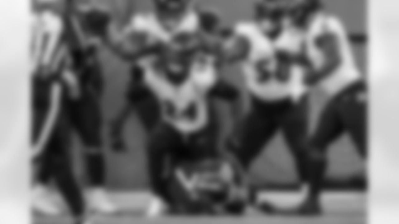 OLB Jadeveon Clowney