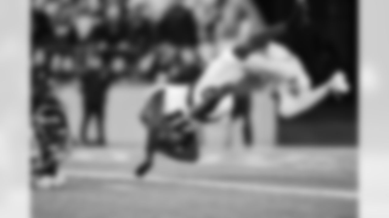 seahawks-game-action-20231123_20-10-16_4389