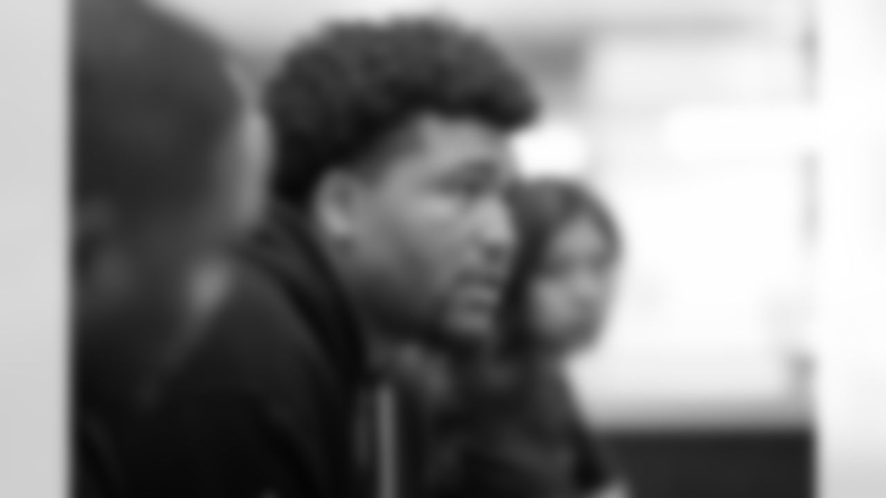 Pittsburgh Steelers first-round pick Derrick Harmon (99) tours Pittsburgh following the 2025 NFL Draft on Friday, May 16, 2025 in Pittsburgh, PA. (#1\ / Pittsburgh Steelers)