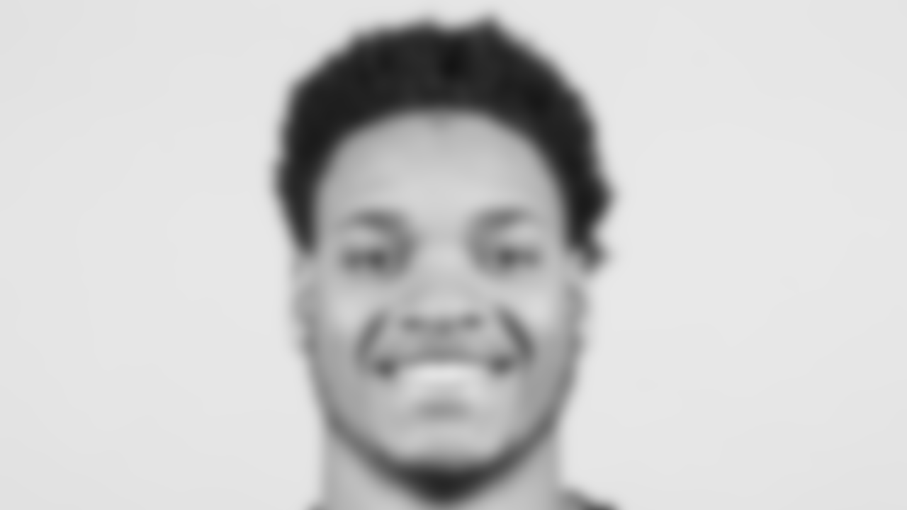 DL Yetur Gross-Matos