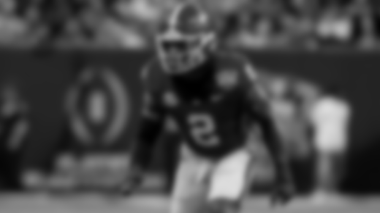 LB Smael Mondon